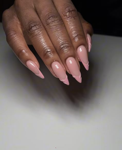 Gel French Tips, Classy Almond Nails, Almond Acrylic Nails Designs, Kutek Disney, Unghie Sfumate, Manikur Kuku, London Nails, Girly Acrylic Nails, Casual Nails