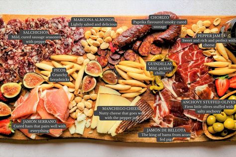 How to Build a Spanish Charcuteria Board Colombian Charcuterie Board, Spanish Board Food, Spanish Tapas Charcuterie Board, Spanish Charcuterie Board Ideas, Spanish Cheese Board, Spanish Tapas Board, Spanish Charcuterie Board, Spanish Platter, Tapas Board