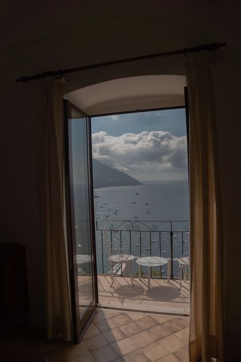 Italy Photo Ideas, Italy Photoshoot, Italy Photos, Aesthetic Italy, Photography Italy, Balcony Doors, Photoshoot Aesthetic, Photoshoot Idea, Italy Photography