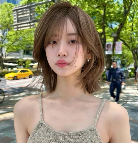 Cute Short Wolfcut, Short Hairstyle Korean Women, Viet Hairstyles, Short Hairstyle Long Face, Japanese Haircut Medium Round Faces, Short Haircut Japanese, Short Wavy Hair Asian, Short Hair Asian Women, Korean Hair Colors