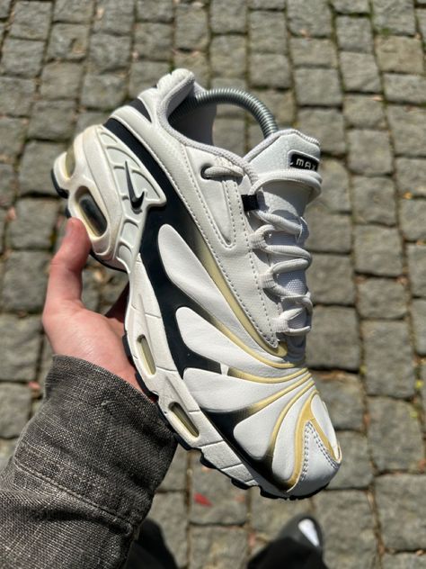 Nike Air Max Tailwind 5, Shoe Wishlist, Dad Shoes, Fresh Shoes, Hype Shoes, Shoe Inspo, Mens Nike Shoes, Air Max Plus, Aesthetic Shoes