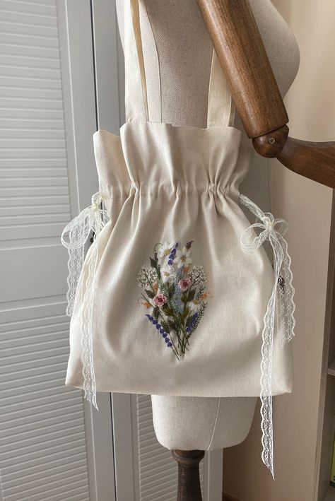 Embroidered Tote Bag Summer Bag Linen Tote Bag linen Crossbody Bag Handmade Floral Bag Lace Bag Embroidered Floral Bag - Etsy Cool Purses, Tote Bag Summer, Linen Tote Bag, Hand Bags For Women, Lace Bag, Embroidered Tote Bag, Embroidered Tote, Purses For Women, Bag Summer