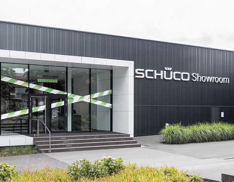 Schüco Showroom | Bielefeld 2017 on Behance Car Showroom Architecture, Factory Facade, Dart Design, Car Showroom Design, Company Headquarters, Industrial Sheds, Commercial Design Exterior, Factory Architecture, Warehouse Design