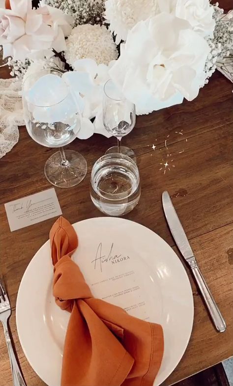 Wedding Place Settings Autumn, Terracotta Napkin Table Setting, Top Knot Napkin Fold, Terracotta Napkins Wedding, Jake 2023, Wedding Napkin Folding, White Wedding Table Setting, Terracotta Linen, White Table Settings