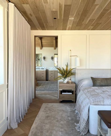 Whitney Simmons House, Amber Lewis, Bedrooms Ideas, Wood Ceiling, The Bedroom, Dream House Decor, Apartment Ideas, Interior Ideas, House Inspo