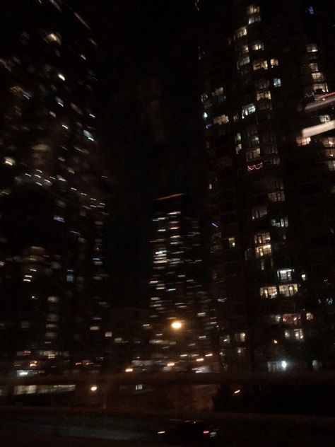 Dark City Scape, Late Night Asthetics, Cold Night Aesthetic, Toronto Night Aesthetic, Night Time City Aesthetic, City Scape Night, Midnight Pictures, Dark Asthetics Photos, Night City Scape