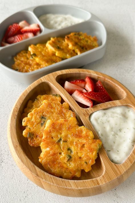 Sweet Corn Fritters Blw Corn Fritters, 11 Month Old Meals, Sweet Corn Fritters Recipe, Blw Family Dinners, Veggies For Toddlers, One Year Old Meal Ideas, Toddler Dinner Ideas, Snacks For Baby, Tiny Bellies