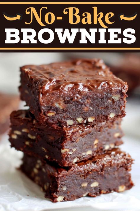 These no-bake brownies are easy, full of flavor, and good for you! Made with almonds, dates, and dark chocolate, they're such a treat. Frosted No Bake Brownies, No Bake Brownies Recipe, Easy No Bake Brownies, Date Desserts, Easy Brownies Recipe, Desserts Bars, Date Brownies, Frosted Brownies, 2024 Meals