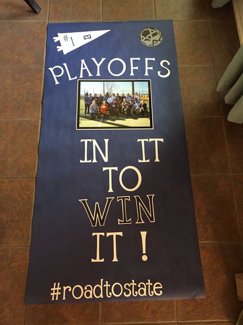 Soccer playoff Locker Room decoration    Made with Cricut cartridge soccer and alphalicious Football Locker Signs, Football Locker Decorations, Locker Room Decorations, Soccer Locker, School Spirit Posters, Soccer Banquet, Basketball Playoffs, Football Banquet, Locker Signs