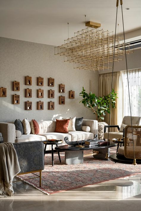 Inside a stunning Bengaluru apartment with an eclectic design narrative | Architectural Digest India Indian Modern Living Room, Old Homes Interior, Bengaluru Apartment, Home Design Indian, Modern Traditional Interior Design, Indian Living Room Ideas, Indian Living Room Decor, Residence Interior Design, Global Interior Design