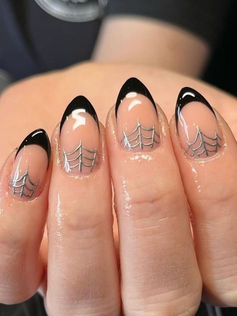 spider web nails: black French tips Cute Edgy Nail Ideas, Sharp Tip Nails, Short Nail Art Halloween, Nail Spider Web Design, Halloween Chic Nails, Easy Chrome Nails, Black Chrome Nail Designs, Short Spiderweb Nails, Corporate Goth Nails