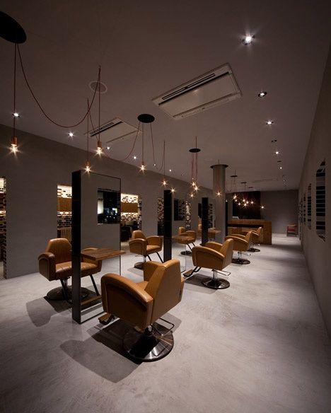 Salon Interior Design. Salon With Windows, Free Standing Salon Station Ideas, Mirror Divider, Hair Salon Interior Design Ideas, Salon Interior Design Ideas, Hair Salon Interior Design, Interior Design Color Schemes, Salon Lighting, Nail Salon Interior Design