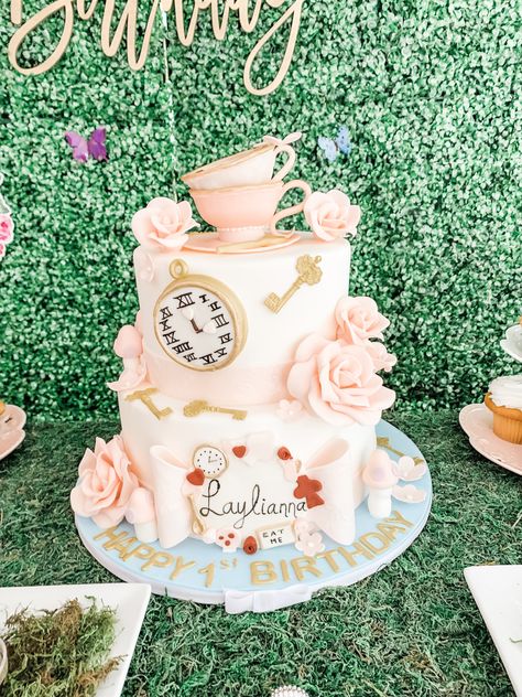 An Alice in Wonderland themed Cake for a First Birthday. One In Wonderland, Alice In Onederland First Birthday Tea Party, Alice In Wonderland Tea Party 1st Birthday, Alice In Onederland Birthday Cake, Alice In Wonderland Tea Party First Birthday, Alice Theme Party, Wonderland One Year Old Party, Onederland Theme 1st Birthdays, Onderland Cake First Birthdays