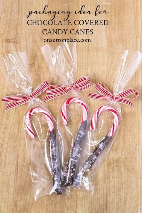 Tips for making DIY chocolate covered candy canes for Christmas gift giving. Perfect for family and friends. Packaging ideas incuded! #chocolate #candycanes Chocolate Covered Candy, Christmas Candy Crafts, Christmas Party Snacks, Candy Cane Gifts, Christmas Party Crafts, Candy Cane Crafts, Diy Christmas Party, Christmas Candy Gifts, Diy Food Gifts