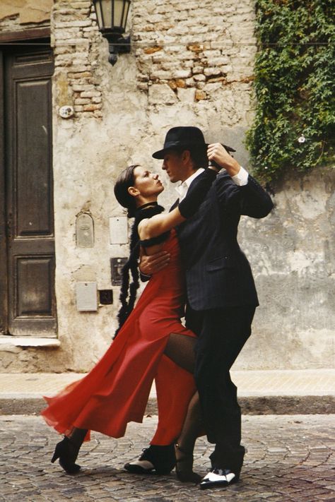 Tango, Danse, Argentine, Style De Danse Dancing Pose, Musica Latina, Tango Outfit, Tango Dancers, All About Dance, Tango Dance, Argentine Tango, Argentina Travel, Rock Lee