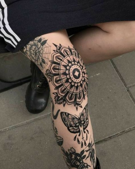 90's New School Tattoo, Tattoos Heaven, Elbow Tattoos, Leg Tattoo Men, Leg Tattoos Women, Old Tattoos, Knee Tattoo, School Tattoo, Eye Tattoo