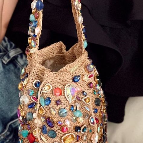 Fancy Purses, July 25, Beaded Bags, Crochet Bag, Boho Chic, Macrame, Dubai, Handbags, Crochet