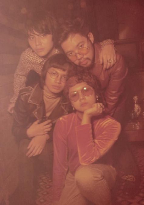 iv of spades ❤️ Iv Of Spades Art, Iv Of Spades, Band Photoshoot, King Of Spades, Band Photography, Foto Shoot, Cute Headers, Poster Room, Aesthetic Boys