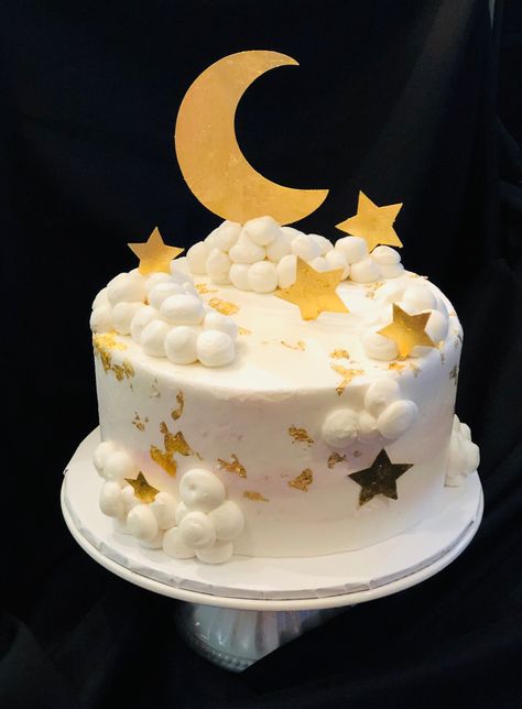 Cloud Cakes Ideas, Cloud Cake Design, Twinkle Little Star Baby Shower Cake, Moon And Stars Baby Shower Cake, Two Cakes Side By Side, Over The Moon Baby Shower Cake, Star And Moon Cake, White First Birthday Cake, Moon Cake Ideas