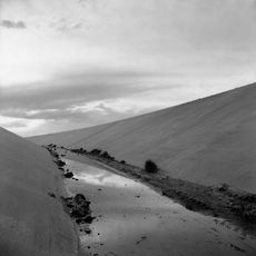 New Topographics: Photographs of a Man-Altered Landscape … German Couple, Everyday Scenes, New Topographics, Walker Evans, San Francisco Museums, History Of Photography, Ansel Adams, The 1975, Landscape Pictures