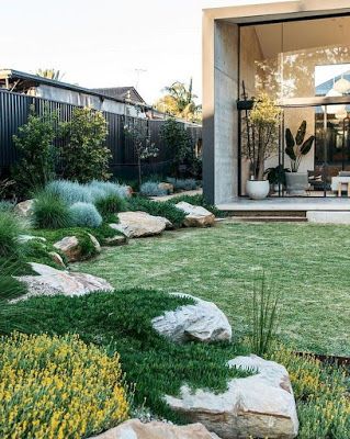 Australian Garden Design, Australian Native Garden, Front Garden Design, Desain Lanskap, Australian Garden, Coastal Gardens, Have Inspiration, Sustainable Garden, Native Garden