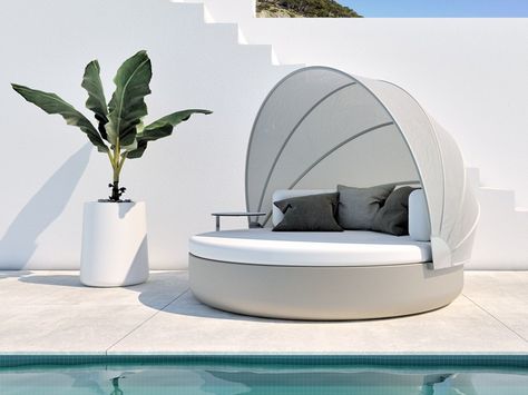 Round igloo garden bed ULM DAYBED | Round garden bed by VONDOM Patio Bed, Company Interior, Rooms Interior, Daybed Canopy, Minecraft Interior, Patio Daybed, Outdoor Daybed, Design Career, Day Bed