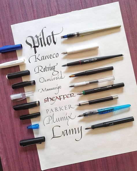 Aesthetic Pens, Calligraphy Writing Styles, Fountain Pens Calligraphy, Handwriting Examples, Calligraphy Tutorial, Special Letters, Calligraphy Drawing, Copperplate Calligraphy, Calligraphy For Beginners