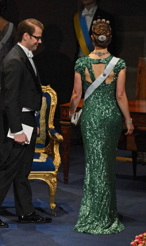 #worldaristocracy Crown Princess Victoria Of Sweden, Victoria Prince, Victoria Of Sweden, Victoria Fashion, Princess Victoria Of Sweden, Prince Daniel, Prince William And Catherine, Princess Estelle, Green Gown