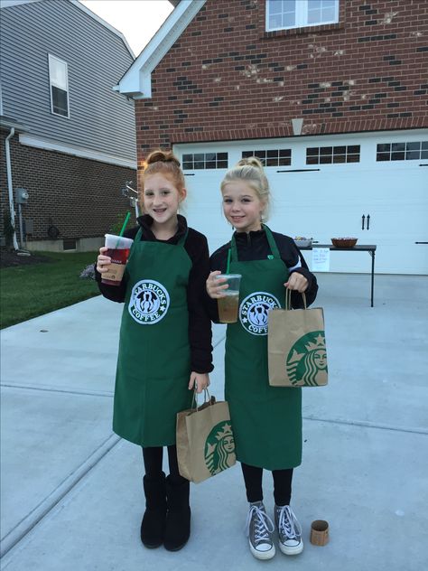 Starbucks Baristas Starbucks Halloween Costume Women, Costume Halloween Starbuck, Diy Halloween Costumes Starbucks, Starbucks Costumes Halloween, Starbucks Barista Halloween Costume, Starbucks Worker Costume, Starbucks Costume Kids, Starbucks Costume Womens, Starbucks Costume Diy