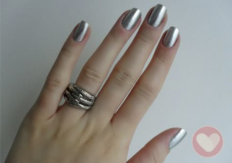 Short Metallic Silver Nails, Silver Pearl Nails, Silver Short Nails, Silver Nails Short, Silver Metallic Nails, Short Silver Nails, Pewter Nails, Halloween Moodboard, Silver Manicure