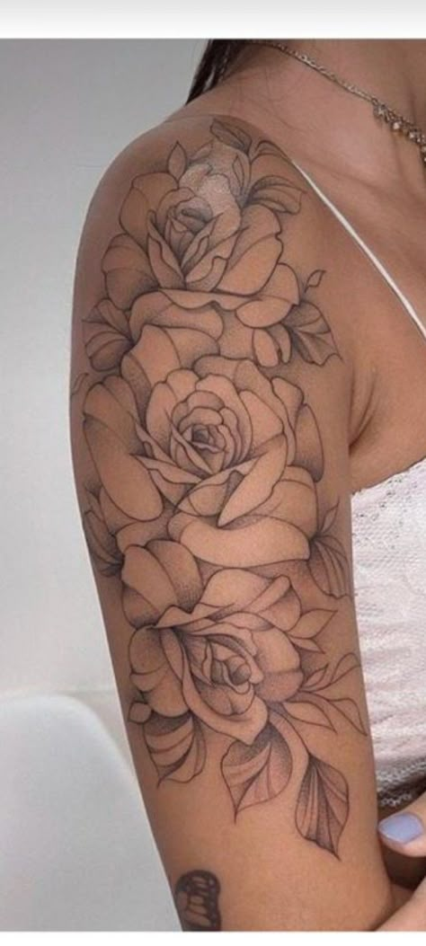 Curly Hair Tattoo, Tattoos For Women Thigh, Fish Tattoo Japanese, Half Sleeve Tattoo Upper Arm, Half Sleeve Rose Tattoo, Leg Tattoos For Women, Shoulder Sleeve Tattoos, Floral Tattoo Shoulder, Feminine Tattoo Sleeves