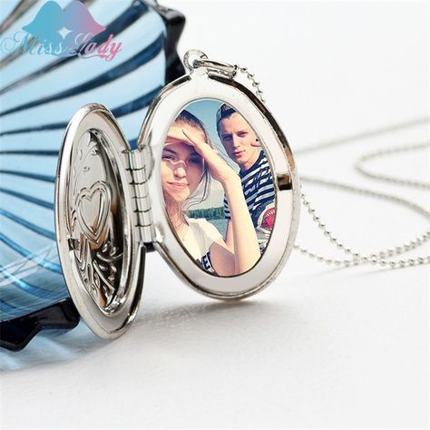 Jewlery Rings, Locket Necklaces, Jewlery Necklace, Gold Locket Necklace, Picture Locket, Heart Pocket, Photo Locket Necklace, Fashion Pendant, Hot Jewelry