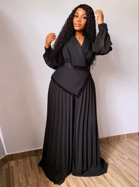 Black On Black Outfits Women, Award Ceremony Outfit For Women, Church Dresses For Black Women, Birthday Wear Outfits Classy, Court Marriage Outfit, Corporate Dresses Classy, Classy Graduation Outfit, Plus Size Office Outfits, Modest Graduation Dress