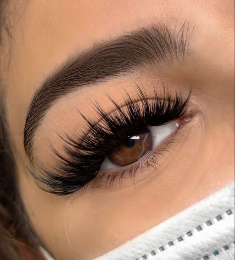 Eyelashes With Spikes, Eyelash Extensions Spiked, Spike Lashes Extensions, Wispy Eyelash Extensions With Spikes, Spiked Eyelash Extensions, Wedding Eyelash Extensions, Eyelash Extensions With Spikes, Eyelash Extensions With Glitter, Eyelash Spikes