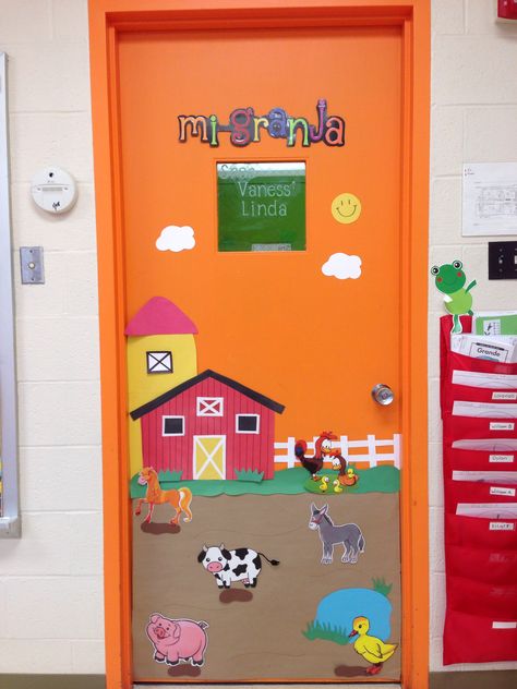 Door decor for farm animals theme. Farm Classroom Decorations, Barnyard Classroom, Farm Classroom Theme Decor, Farm Classroom, Farm Classroom Theme, Door Classroom, Farm Animals Preschool, Farm Animals Activities, Farm Animals Decor