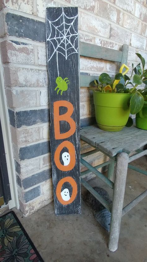 Porch Halloween Signs, Boo Porch Sign, Trick Or Treat Porch Sign, Diy Halloween Welcome Sign, Diy Boo Sign, Halloween Boards Signs Diy, Halloween Door Signs Front Porches, Diy Halloween Porch Sign, Halloween Front Porch Sign