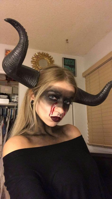 Minotaur but no blood. Just the blackening across and dark lips. Ed S Minotaur Costume, The Blackening, Demon Makeup, Demon Costume, Creepy Photography, Halloween Make-up Looks, Greek Costume, Diy Costumes Women, Holloween Costume