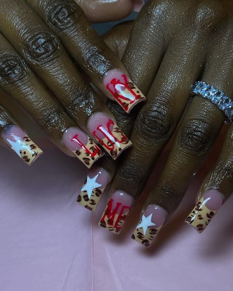 🌟LUCKY ME🎰🐆🔥 - - - - #luckyme #cheetaprint #explore #2000s #5star__nails 2000s Nail Art, 5 Star Nails, Nails 2000s, Lucky Nails, 2000s Nails, 90s Nails, Poppin Nails, Lucky Me, Star Nails