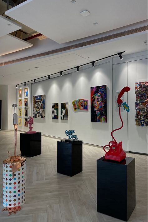 Pop up art | art gallery #aesthetic #popup #art #paintings #mumbai Pop Art Gallery, Art Gallery Aesthetic, Gallery Aesthetic, Pop Up Art, Didi, Art Show, Art Art, Mumbai, Pop Up