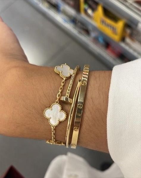 #gold #bracelet #braceletstack #clover #trefoil #luxury #quality #jewelry #women #aesthetic

*I do not own this photo* Gold Statement Jewelry, Gold Bracelets Stacked, Nail Bracelet, Bracelet Stacks, Clover Bracelet, Expensive Jewelry Luxury, Timeless Love, Luxe Jewelry, Love Bracelet