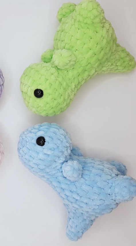 Chunky Knit Animals, Crochet Plushies Tutorial, Chunky Crochet Animals, Cute Crochet Things, Chunky Animals, Dino Plushies, Crochet Dinosaur Pattern Free, Plushies Crochet, Amigurumi Crochet Free Pattern