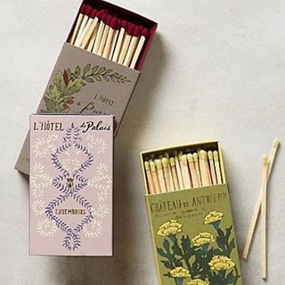 Give your bridesmaids a gorgeous scented candle with some long vintage French matchsticks as their bridesmaids gifts or for lighting your wedding day tea candles! A spark of French elegance. #wedding #thebridalcoach #candles #matches #vintage #french #par Candle Packaging, Pretty Packaging, Creative Packaging, Alam Semula Jadi, Packaging Design Inspiration, Packaging Box, Brand Packaging, Design Inspo, Tissue Paper