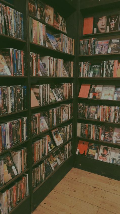 Movies, library, old Old Library Aesthetic, Aesthetics Pics, Old Library, Library Aesthetic, Video Library, Home Pictures, Old Houses, Sweet Home, Dream House