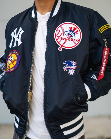 Nba Clothes, New York Yankees Outfit, Yankees Outfit, Color Ways, Team Jersey, Dressed To Kill, Lion Head, Baseball Jacket, Unique Styles