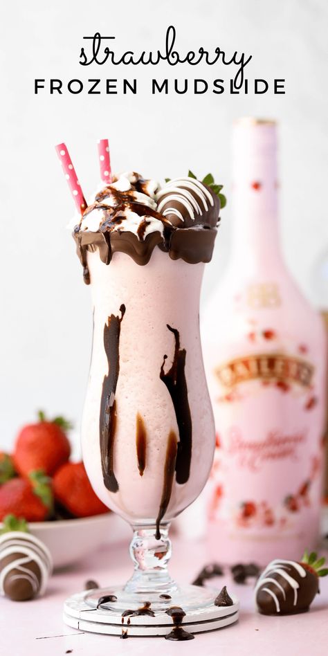 Frozen Strawberry Mudslide | Simply Made Recipes Frozen Strawberry Mudslide, Strawberry Mudslide, Strawberry Garnish, Strawberries And Cream Recipe, Cocktail Strawberry, Baileys Drinks, Boozy Milkshake, Baileys Recipes, Frozen Strawberry