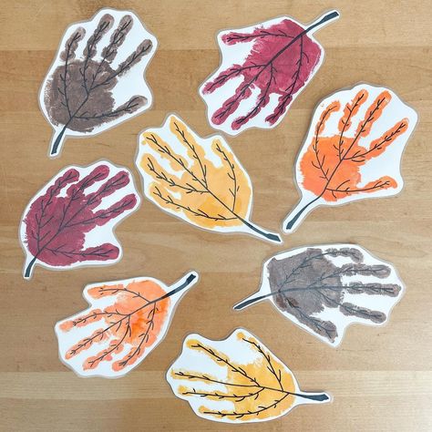 Leaf Hands Craft, Hand Leaves Craft, Fall Leaves Arts And Crafts For Kids, Handprint Leaves Preschool, Crafts For Kindergarteners Fall, Arts And Crafts For Preschoolers Fall, Kids Crafts Fall October, Leaves Handprint Craft, Fall Leaf Handprints