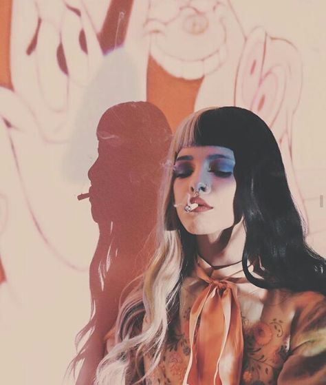 melanie smoking // grunge Melanie Martinez Pictures, Melanie Martinez Photos, Melanie C, Melanie Martinez Photography, Last Fm, Best Artist, Melanie Martinez, Cute Gif, American Singers