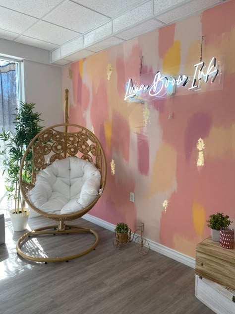 Eyelash Lounge Ideas, Grass Wall Lash Room, Beauty Studio Interior Ideas, Pink Hair Studio Decor, Girly Lash Room, Nail Salon Decor Ideas Small Spaces, Pink Boho Salon Decor, Home Lash Studio Small Spaces, Microblading Studio Decor Ideas