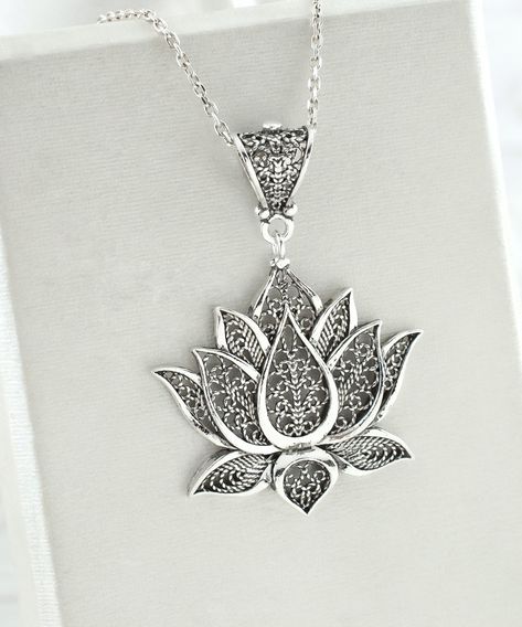 Luxury Handmade Flower Pendant Necklace, Bohemian Jewelry With Intricate Flower Pendant, Bohemian Sterling Silver Flower Necklace, Bohemian Jewelry With Intricate Flower Design, Bohemian Flower Jewelry With Intricate Design, Bohemian Sterling Silver Jewelry With Flower Charm, Bohemian Sterling Silver Necklace With Intricate Design, Bohemian Filigree Flower Pendant Jewelry, Traditional Flower Shaped Jewelry For Gift