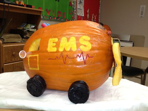 Ambulance Pumpkin (side view) Ems Pumpkin Carving Ideas, Paramedic Quotes, Halloween Props Diy, Halloween Baskets, Pumpkin Carving Ideas, Pumpkin Carving Patterns, Medical Symbols, Life Support, Pumpkin Ideas